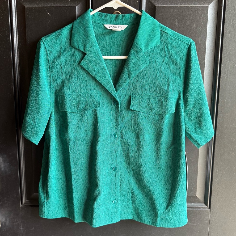 NWT Athleta Echo Top Quick Drying Green Size XS